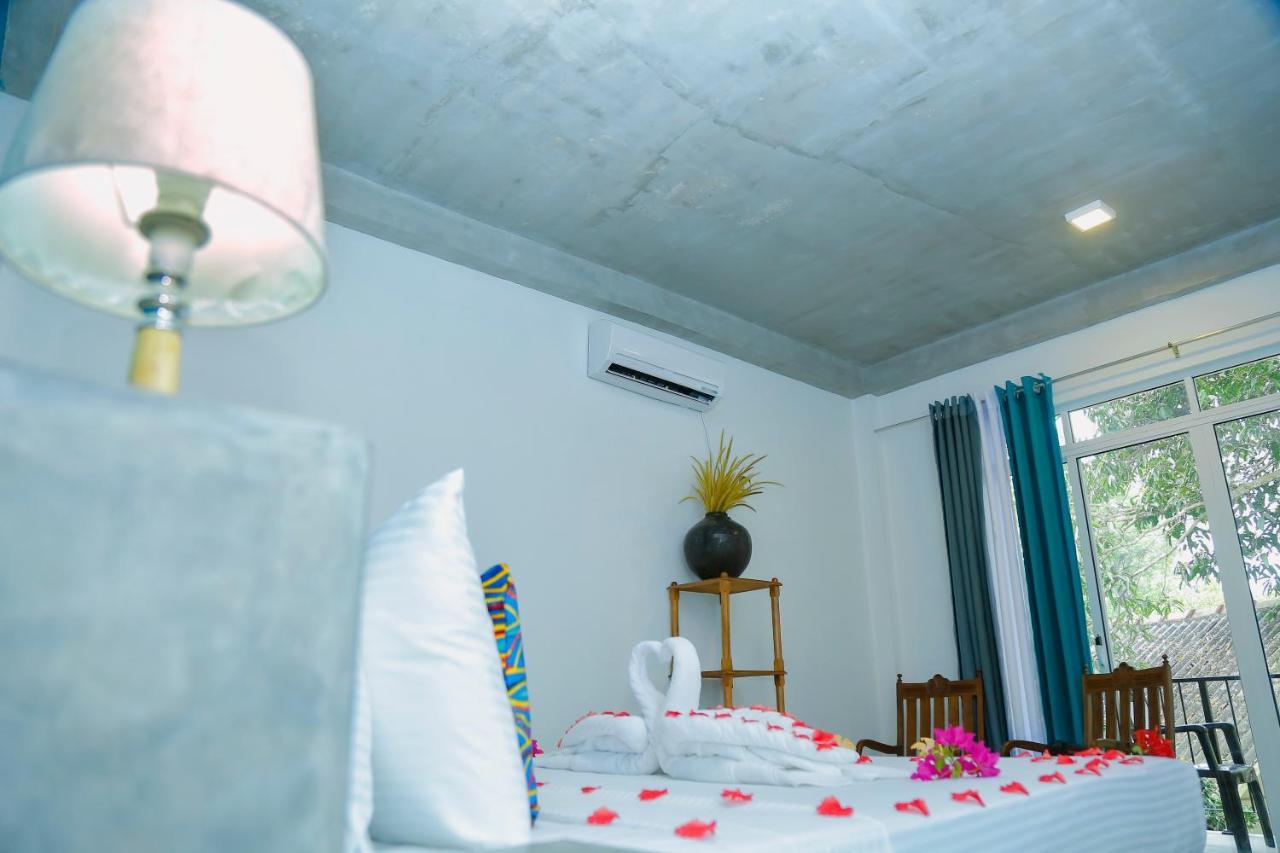 Kurulu Garden Hotel 아훈갈라 외부 사진