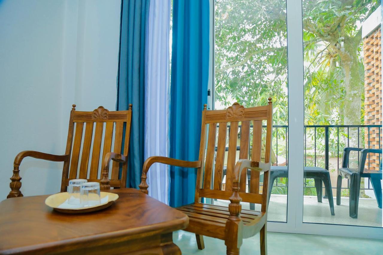 Kurulu Garden Hotel 아훈갈라 외부 사진