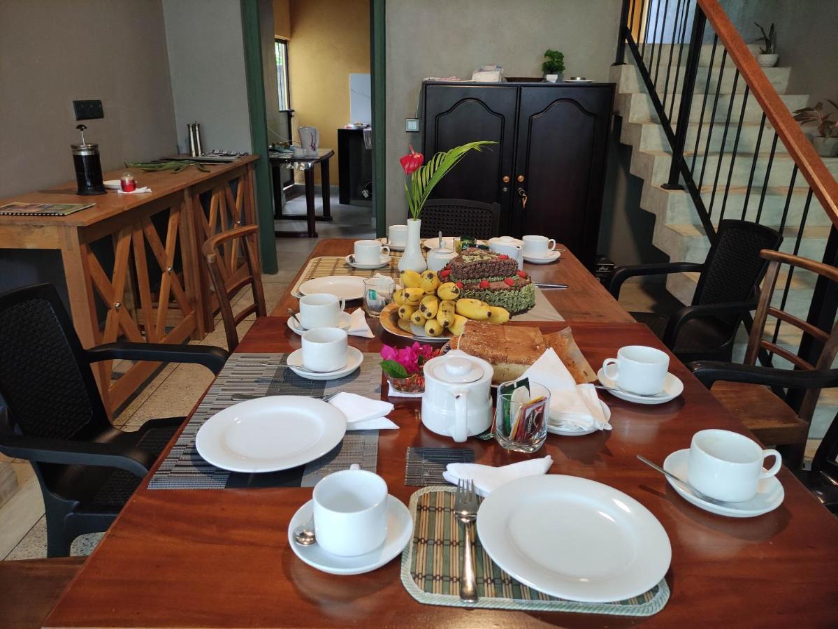 Kurulu Garden Hotel 아훈갈라 외부 사진