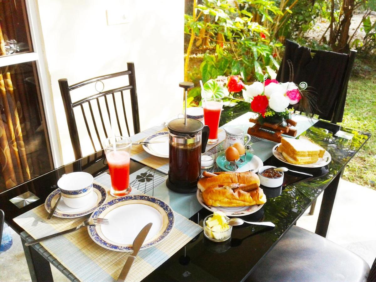Kurulu Garden Hotel 아훈갈라 외부 사진